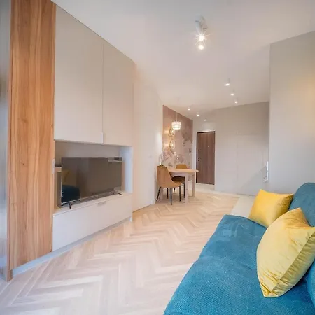 Kierbedzia Apart, Free Parking, Wi-fi Apartamento Varsóvia