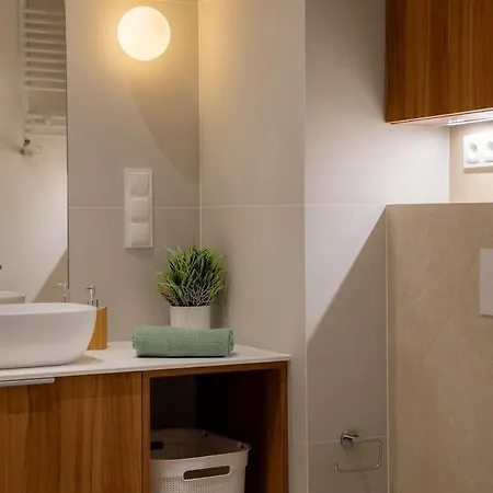 Apartamento Kierbedzia Apart, Free Parking, Wi-fi
